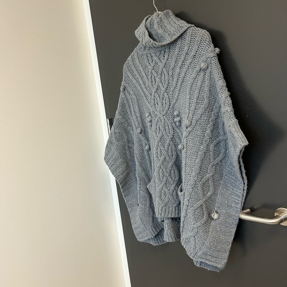 Anthropologie O/S EUC “Sleeping on Snow” wool rabbit hair blend poncho-oversized - Picture 3 of 14